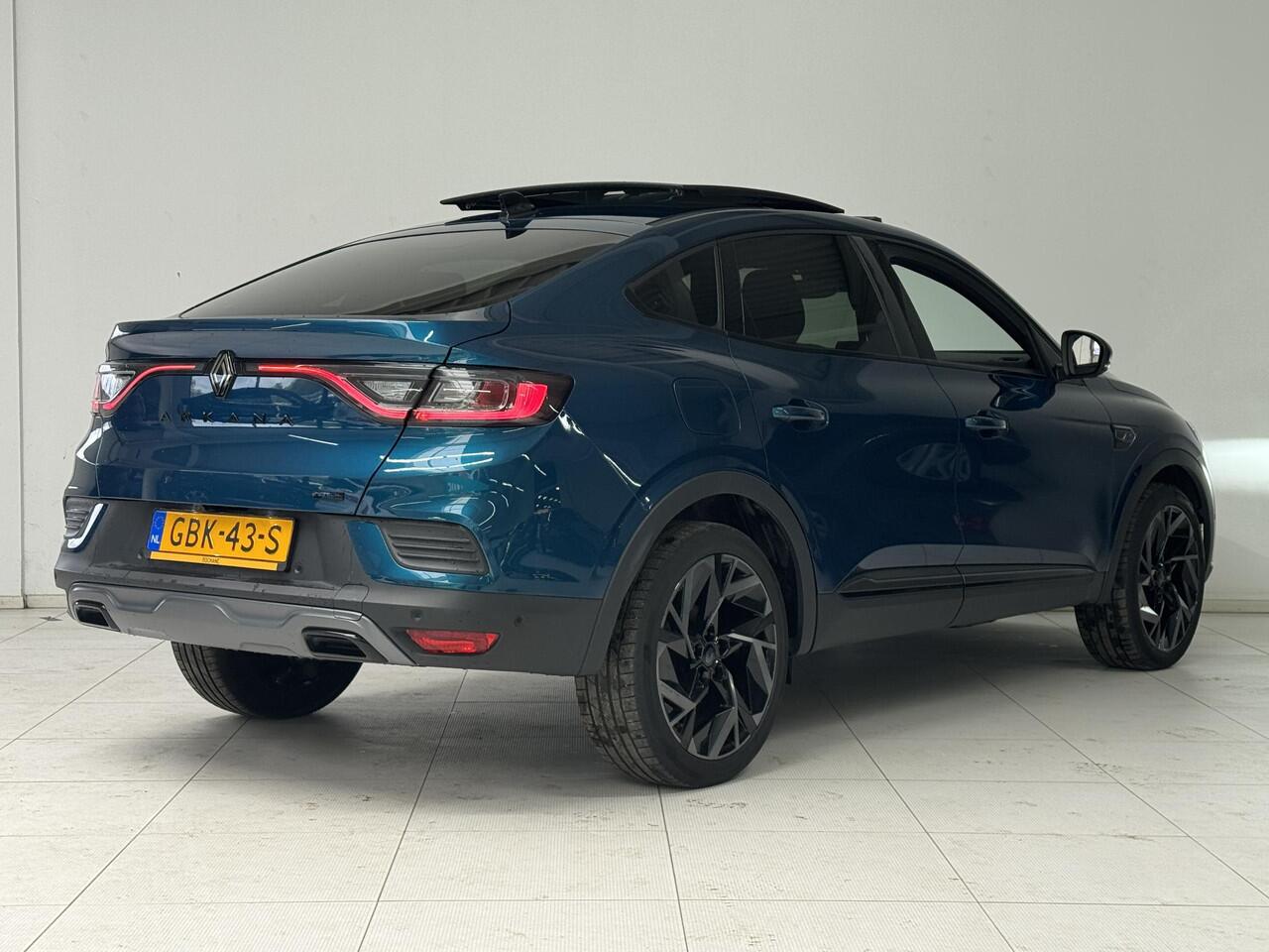 Renault Arkana 1.6 E-Tech full hybrid 145 esprit Alpine | Panoramadak | Bose | Adaptieve cruise control | Camera |