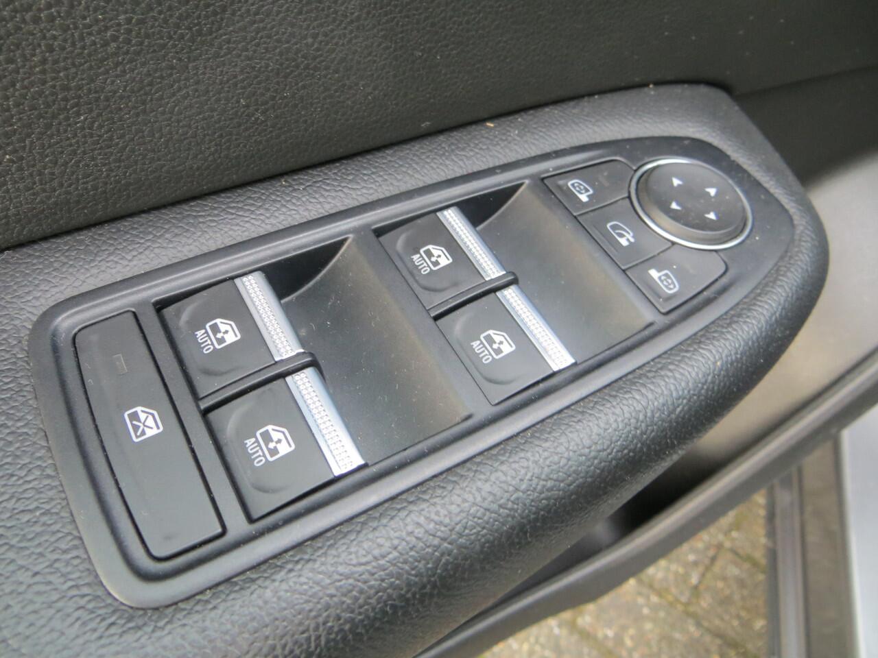 Renault Arkana 1.3 TCe 140/NAVI/CAM/AUTOM/CRUISE/NAP