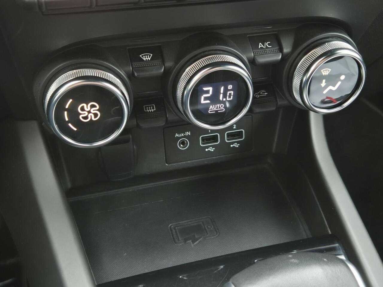 Renault Arkana 1.6 E-Tech Engineered/RS full hybrid 145 Automaat / Pack Solid / Pack Advanced Driving / Stuur-, en Stoelverwarming / Achteruitrijcamera / Keyless Entry/Start / Adaptief CC / Apple Carplay Android Auto / Elektrisch voorstoelen /