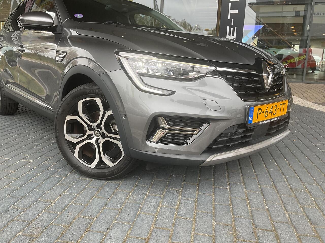 Renault Arkana 1.6 E-Tech Hybrid 145 Intens AUTOMAAT / PARKEERSENSOREN + CAMERA / LICHTMETAAL / CLIMATE CONTROL / ADAPTIEVE CRUISE CONTROL / DEALER ONDERHOUDEN!!