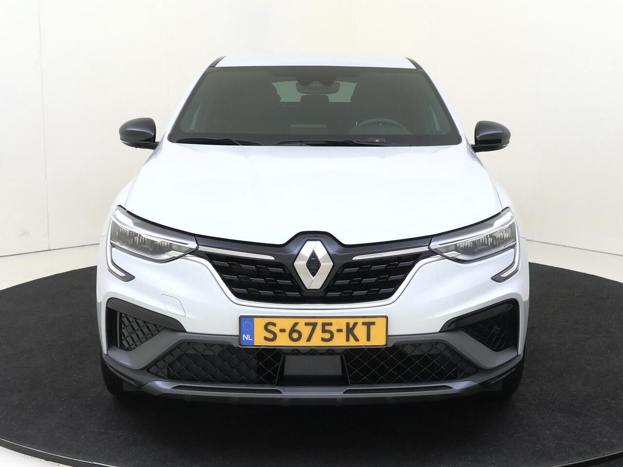 Renault Arkana 1.6 E-Tech hybrid 145 RS Line | parelmoer lak | Lederen bekleding | LM velgen