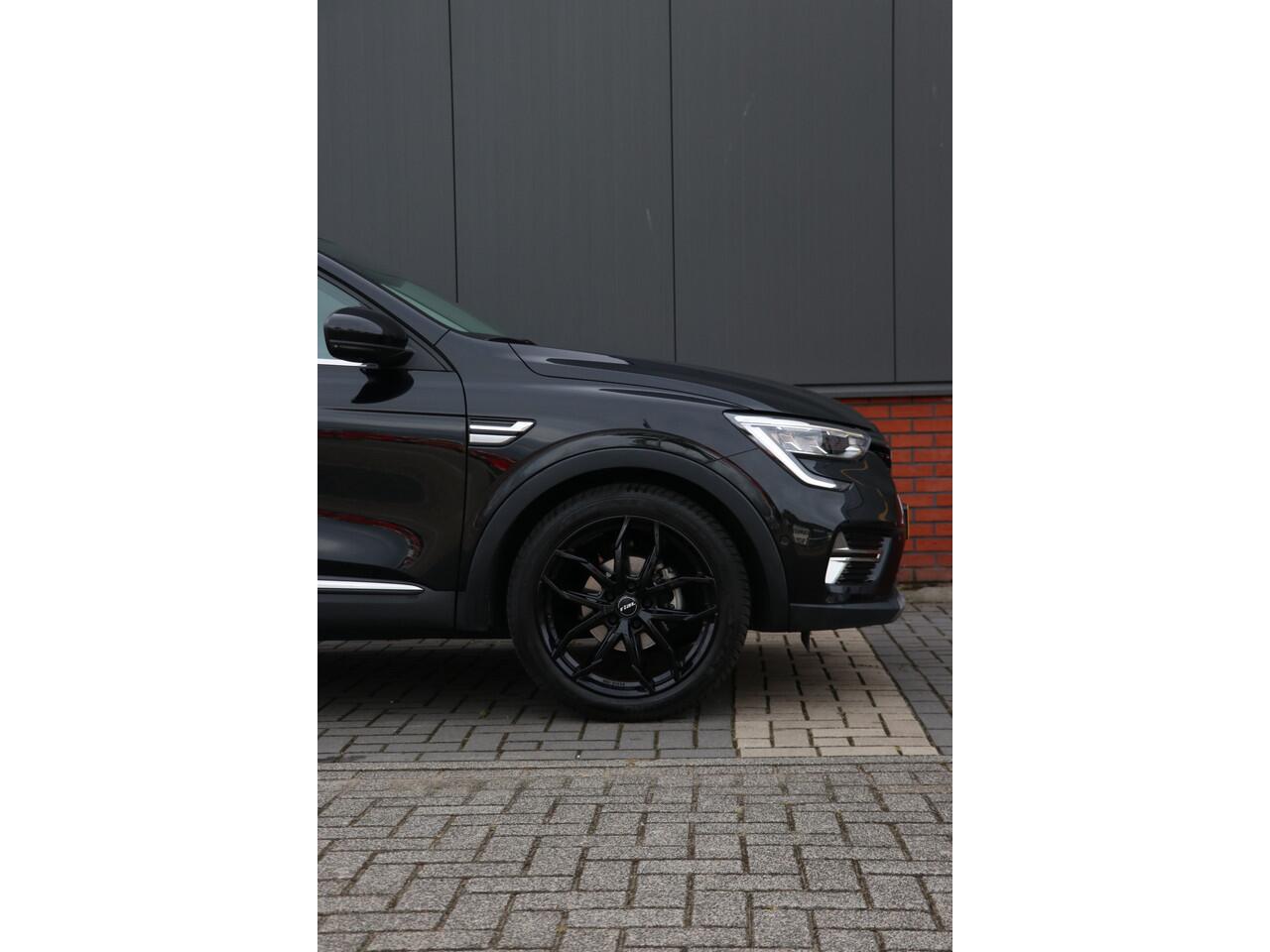 Renault Arkana 1.3 TCe 140PK | panorama | digital dash |