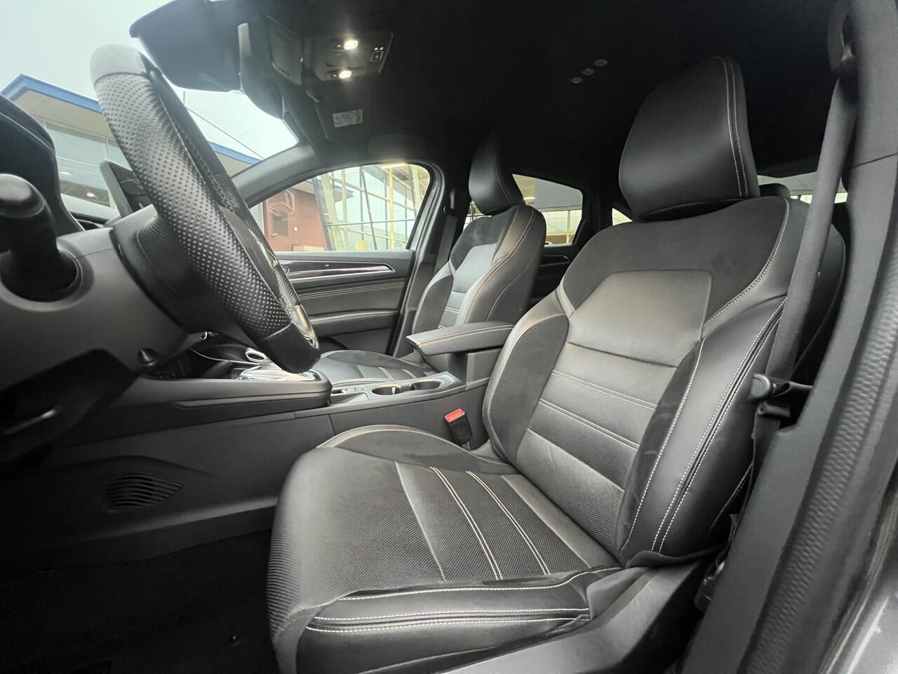 Renault Arkana 1.6 E-Tech hybrid 145PK R.S line/ E-Tech engineered / Dealer onderhouden / Adaptive Cruise / Elek. stoelen / Stoel+Stuurverw. / Camera /