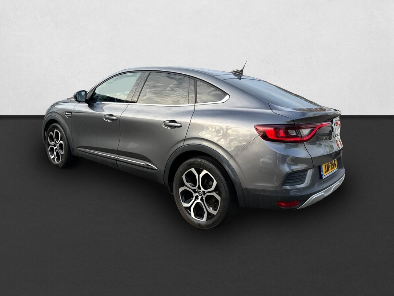 Renault Arkana 1.6 E-Tech Hybrid 145 Intens CRUISE / PDC / CAMERA / NAVI / CLIMATE