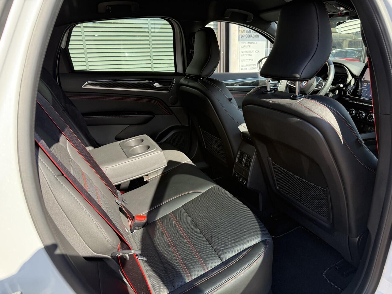 Renault Arkana 1.6 E-Tech Hybrid 145 R.S. Line | trekhaak | Easy Park Assist | tijdelijk gratis Top Afleverpakket twv Eur 695