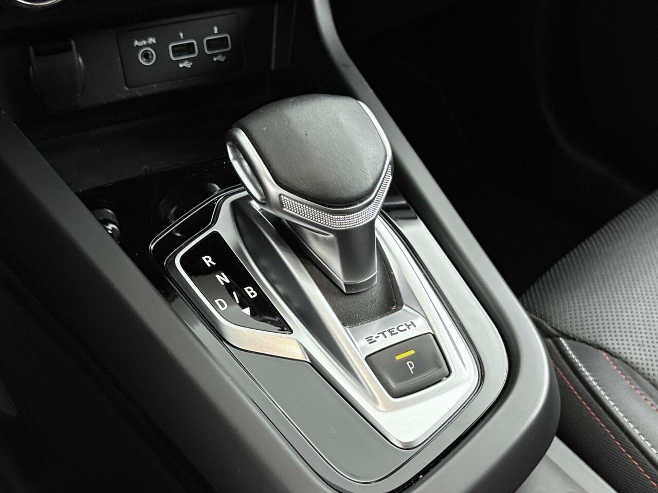 Renault Arkana 1.6 E-Tech Hybrid 145Pk R.S. Line | Navigatie | Bose Geluidssysteem | Climate Control | Cruise Control Adaptief | Apple Carplay/Android Auto | Trekhaak Wegklapbaar | Parkeersensoren incl. Camera | Stoel-en Stuurwielverwarming |