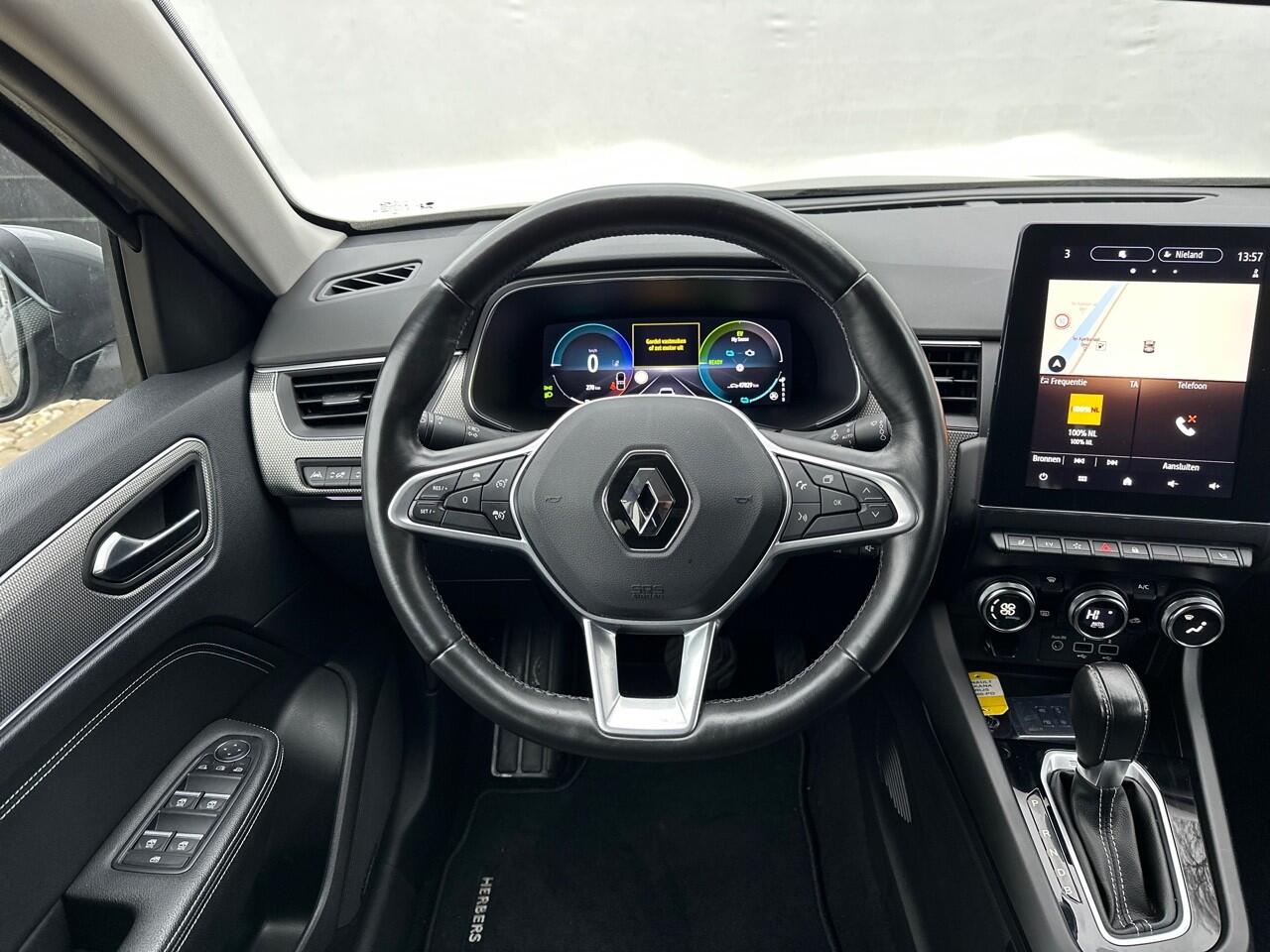 Renault Arkana 1.6 E-Tech Hybrid 145 Intens CAMERA / NAVI / ADAP CRUISE / STOEL&STUURVERW.