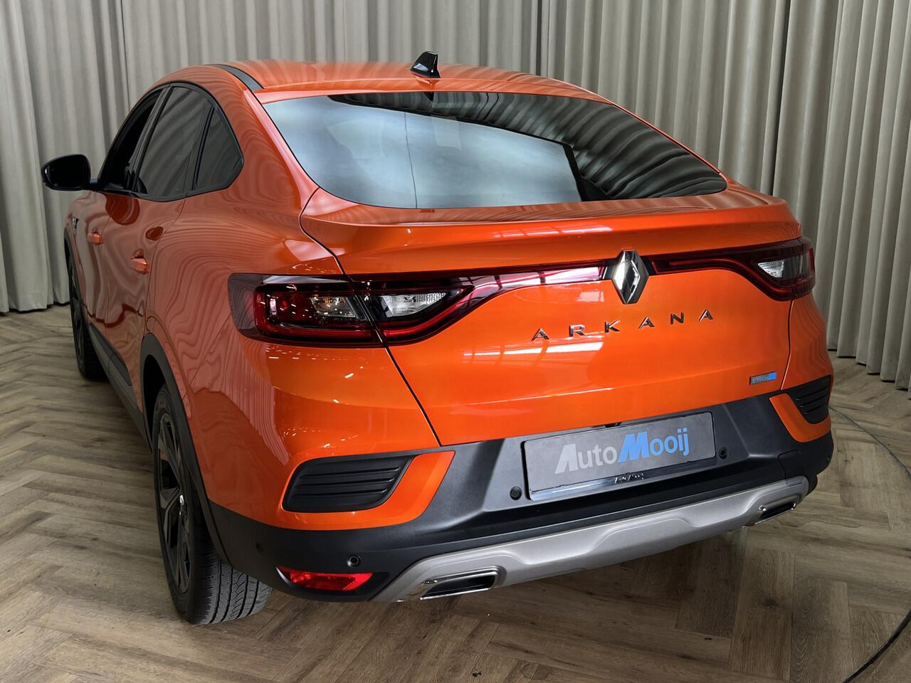 Renault Arkana *RS-LINE* Orange Valencia / 145 E-Tech / Hybrid / Automatic / FULL OPTION / LED Pure Vision / BOSE / 18" LMV / Leder