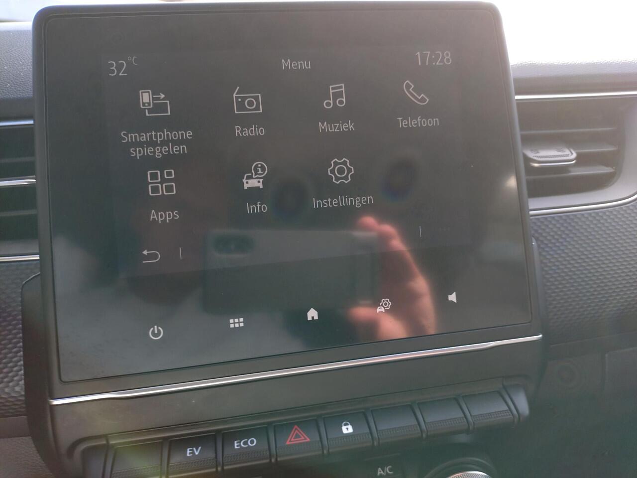 Renault Arkana 1.6 E-Tech Hybrid 145 Zen / CLIMATE CONTROL / APPLE & ANDROID CARPLAY / TREKHAAK / KEYLESS ENTRY