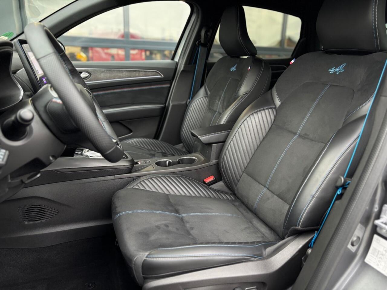 Renault Arkana 1.6 E-Tech Hybrid 145 Esprit Alpine Bose 360 Camera