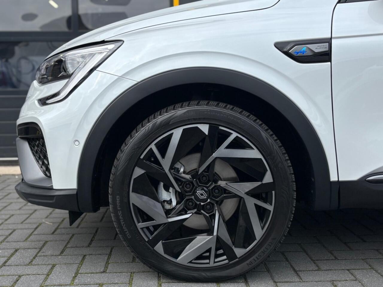 Renault Arkana 1.6 E-Tech Hybrid 145 Esprit Alpine Bose S/K dak 360 Camera