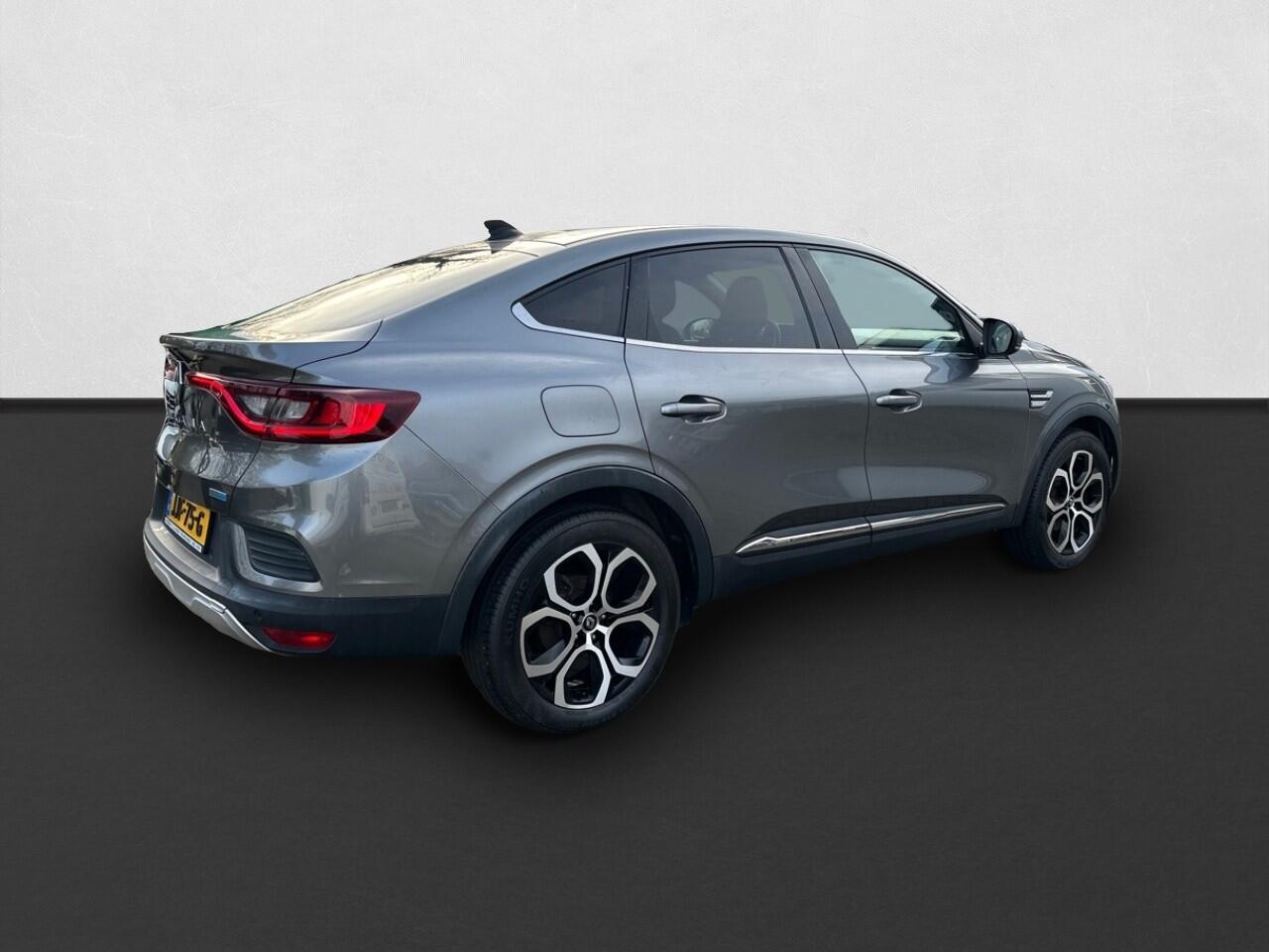 Renault Arkana 1.6 E-Tech Hybrid 145 Intens CRUISE / PDC / CAMERA / NAVI / CLIMATE