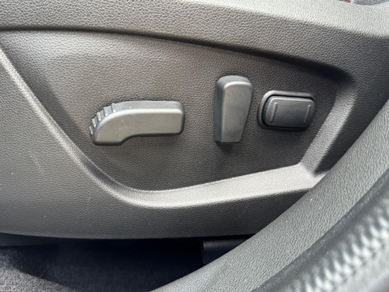 Renault Arkana 1.3 TCE AUT. MHEV 158PK RS-LINE PANO-DAK NAVI TREKHAAK CAMERA CARPLAY