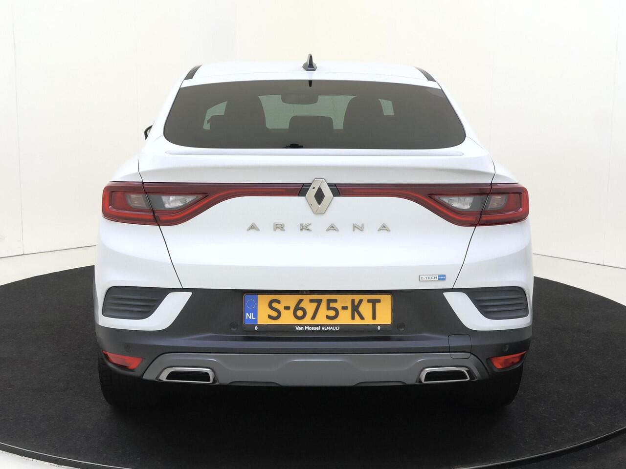 Renault Arkana 1.6 E-Tech hybrid 145 RS Line | parelmoer lak | Lederen bekleding | LM velgen