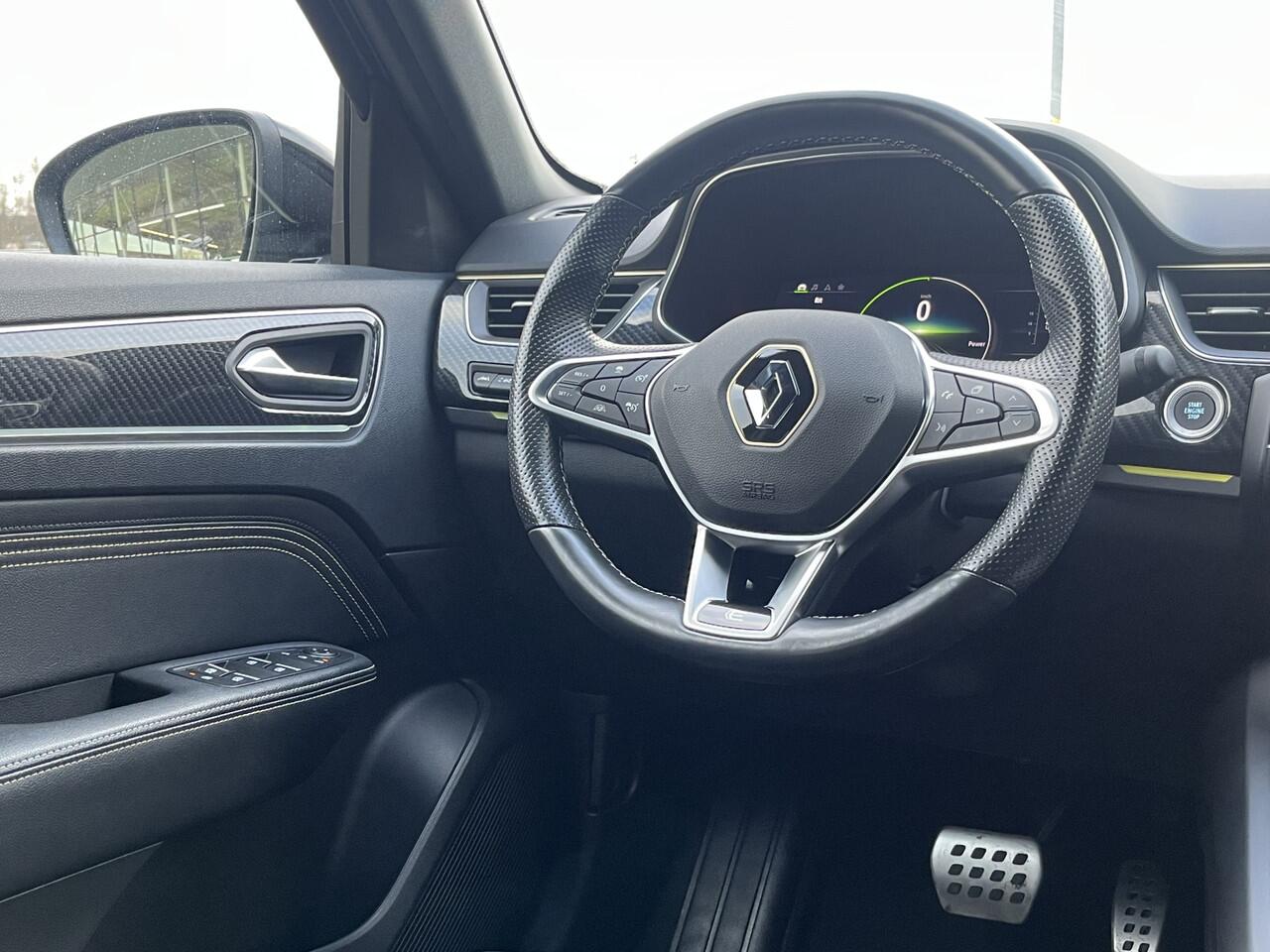 Renault Arkana 1.6 E-Tech hybrid 145PK R.S line / E-Tech engineered / Dealer onderhouden / Adaptive Cruise / Elek. stoelen / Stoel+Stuurverw. / Camera /