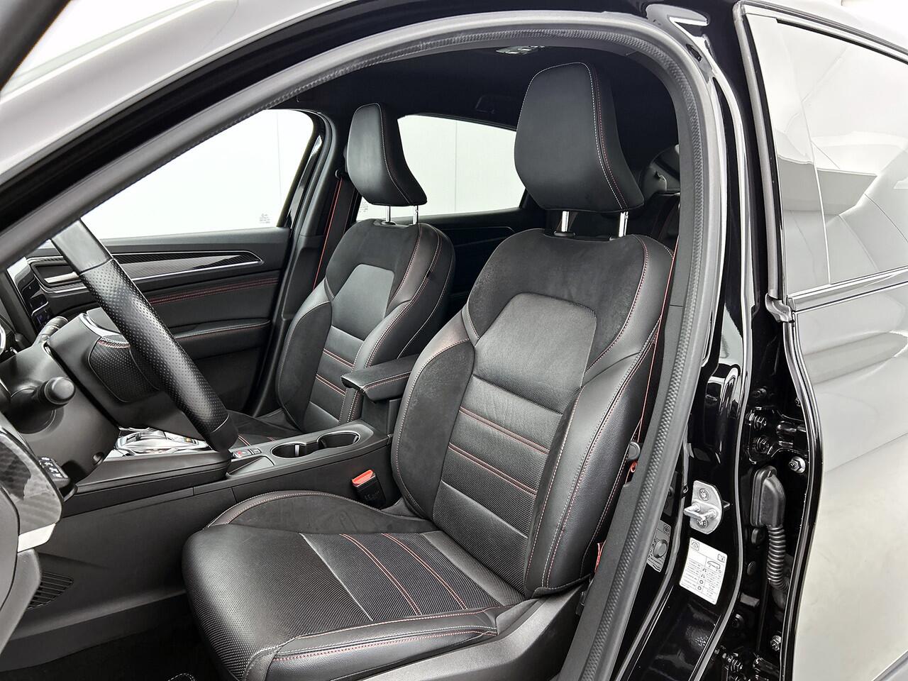 Renault Arkana E-Tech Hybrid 145PK R.S. Line RS | CAMERA | ADAPTIVE CRUISE | STOELVERWARMING