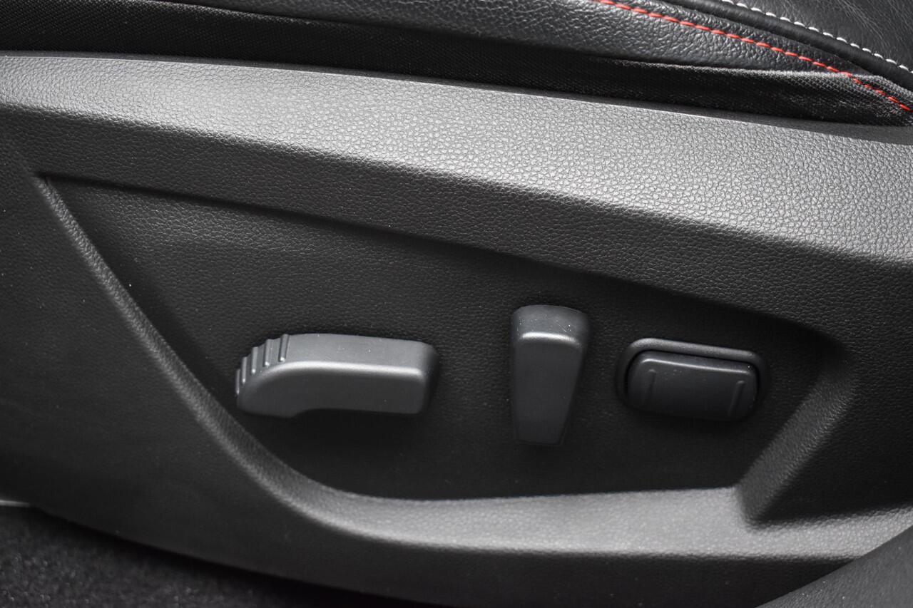 Renault Arkana E-Tech Hybrid 145 RS-Line | CAMERA | STUUR/STOELVERWARMING | NAVI | LEDER | ADAPT. CRUISE CONTROL | CLIMATE CONTROL | PDC | LMV