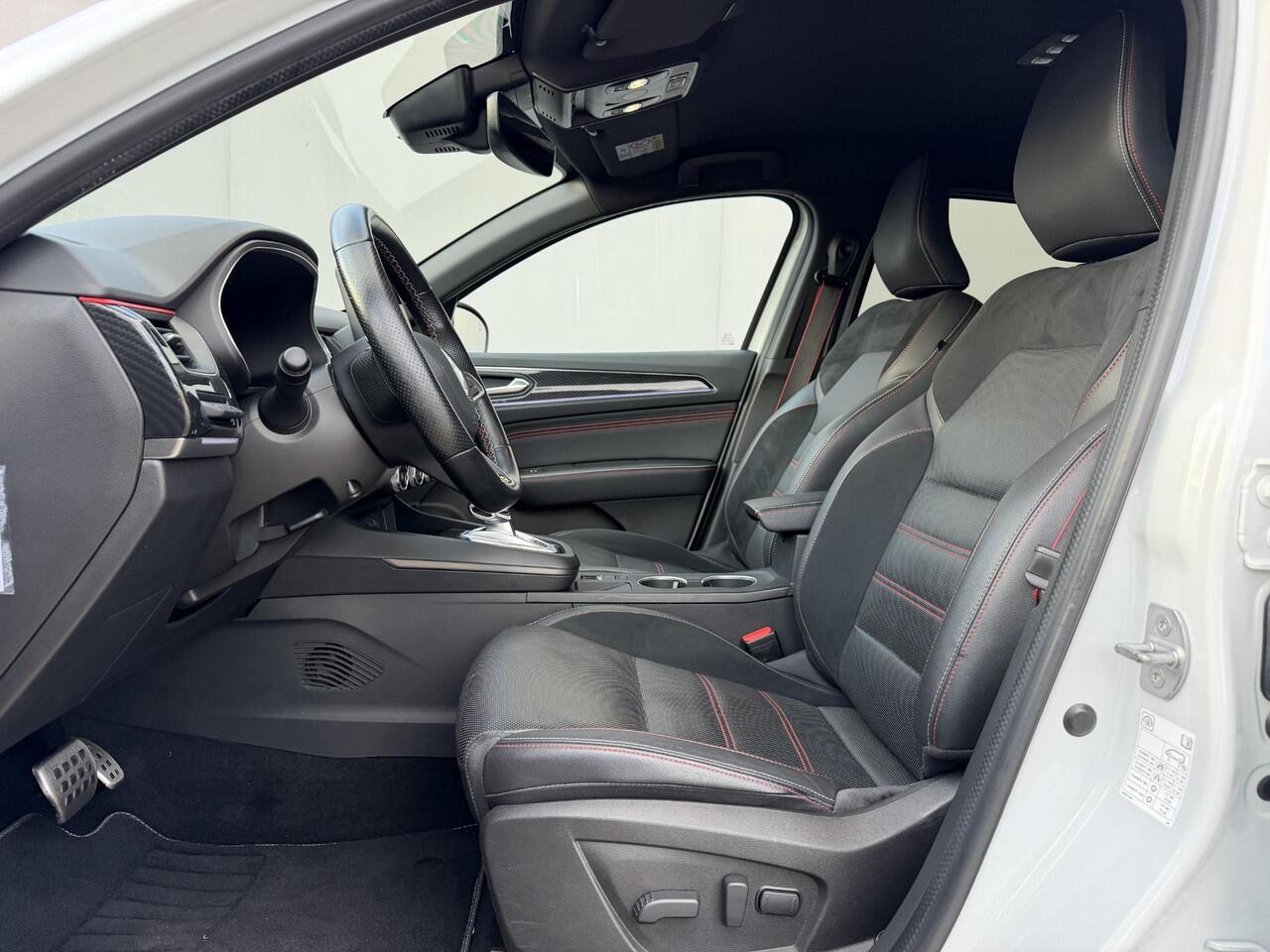 Renault Arkana 1.6 E-Tech Hybrid 145 R.S. Line / Trekhaak (760KG) / Dealer Onderhouden / Adaptive Cruise Control / Camera / Lederen Bekleding / Stoel-/Stuurwiel Verwarming / Spoiler / Zwart Dak / DAB /