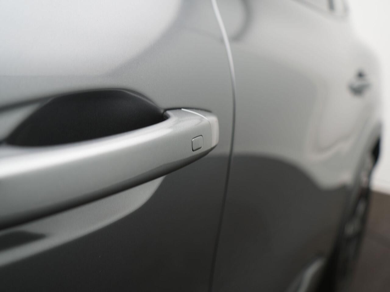 Renault Arkana 1.6 E-Tech Hybrid 145 R.S. Line - RIJKLAARPRIJS - Trekhaak - Achteruitrijcamera - Dealeronderhouden - Adaptief Cruise Control