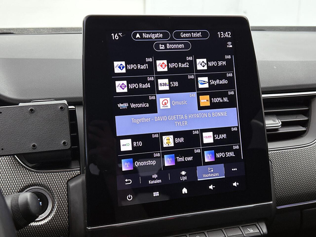 Renault Arkana 1.6 Automaat Hybrid 145 Intens / Trekhaak / Pdc.V+A / Lmv / Stoel+stuur verwarming / Carplay / Keyless entry+start / Apk 11-2027