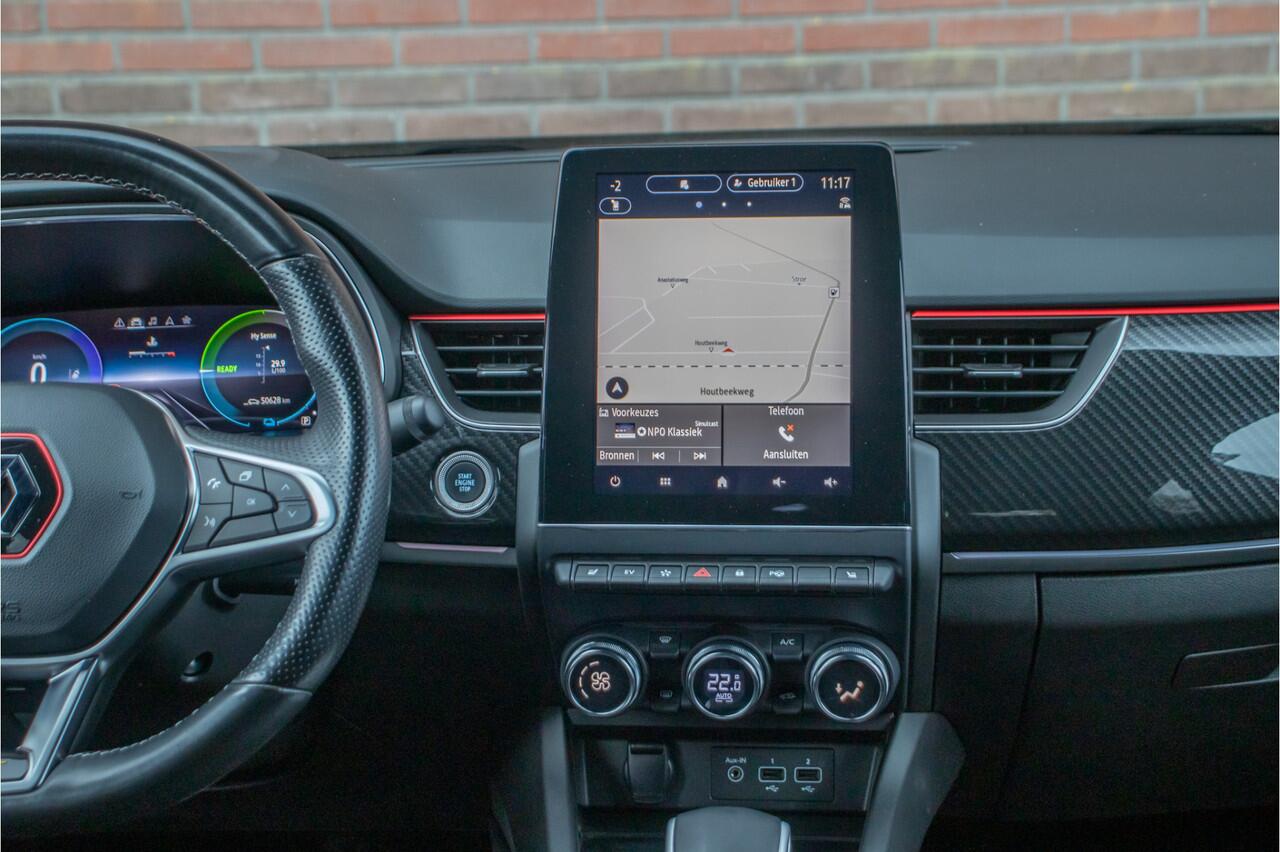Renault Arkana 1.6 E-Tech R.S. Line, Origineel NL, Bose, Trekhaak, Adaptive Cruise, Carplay, Stoel & Stuurverwarming, Full LED, Camera.