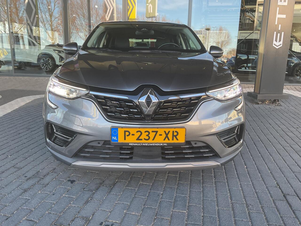 Renault Arkana 1.6 E-Tech Hybrid 145 Intens TREKHAAK / AUTOMAAT / PDC + CAMERA / CLIMATE CONTROL / BLINDSPOT WARNING / EASY PARK ASSIST /