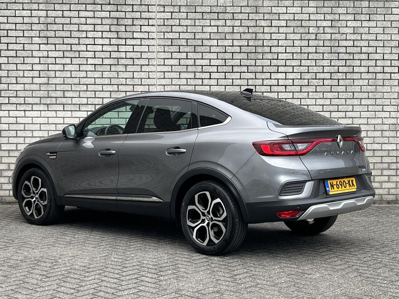 Renault Arkana 1.6 E-Tech Hybrid 145 Intens | Afneembare trekhaak | Achteruitrijcamera | Apple CarPlay / Android Auto | Navigatie |