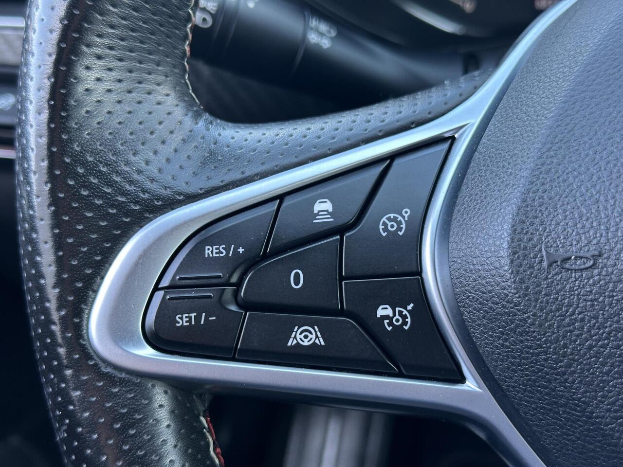 Renault Arkana 1.6 E-Tech Hybrid 145 R.S. Line Navigatie / Cruise control / achteruitrijcamera / Apple carplay - Android auto / Parkeersensoren