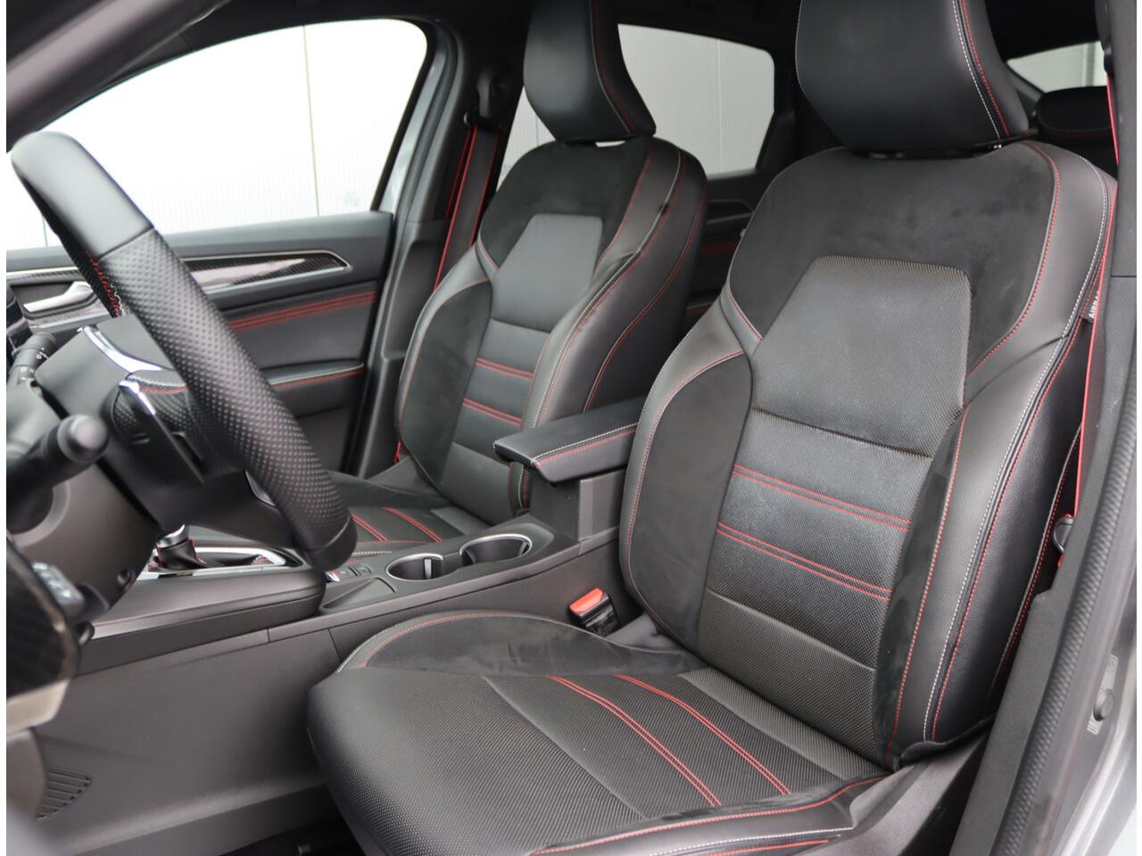 Renault Arkana 1.3 MHEV 160 R.S. line | Camera | Adaptieve Cruise