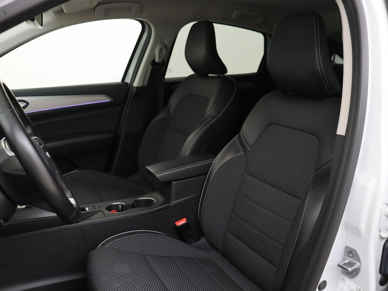 Renault Arkana 1.6 E-Tech Hybrid 145 Intens |BTW| AUTOMAAT| Cruise & Climate Control | Navigatie | Achteruitrijcamera