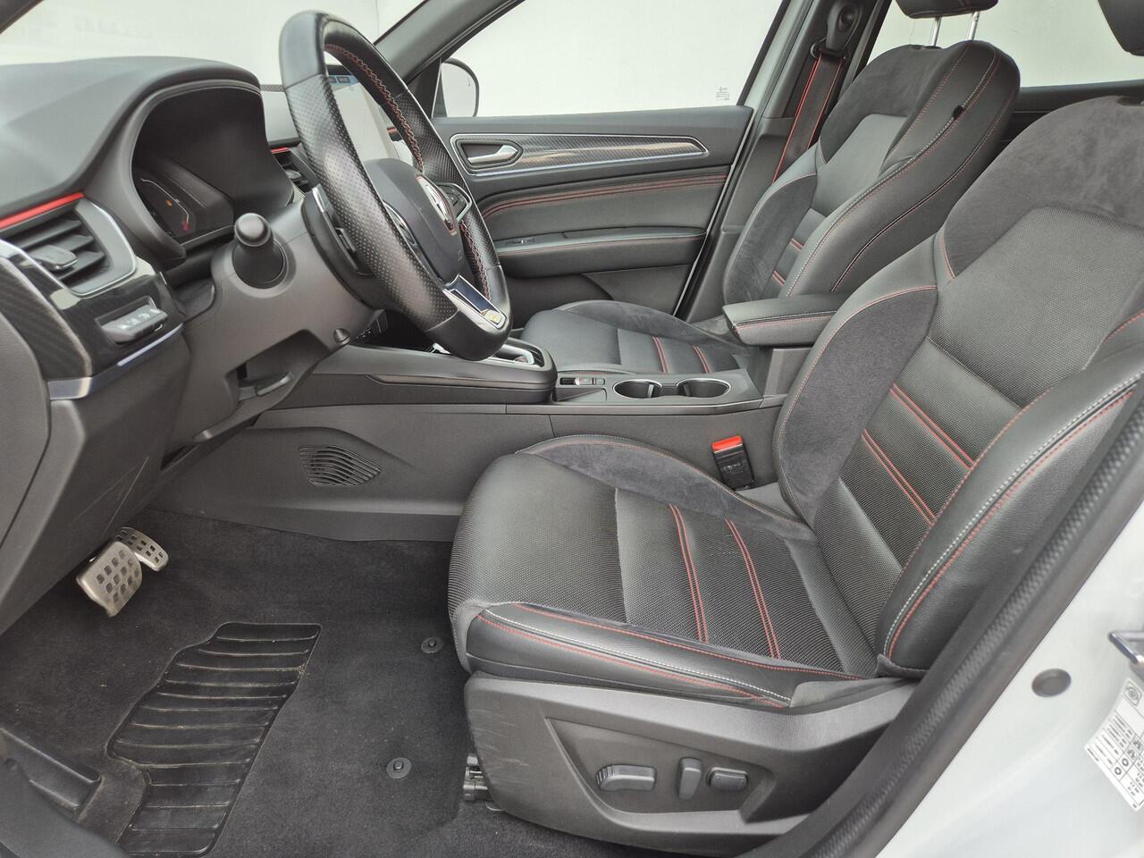 Renault Arkana 1.3 TCe Hybrid 140 R.S. Line Automaat / Pack Look / Apple Carplay Android Auto / Adaptief CC / Stuur- en Stoelverwarming / Achteruitrijcamera / Keyless Entry/Start / Climate control / Draadloze telefoon lader /