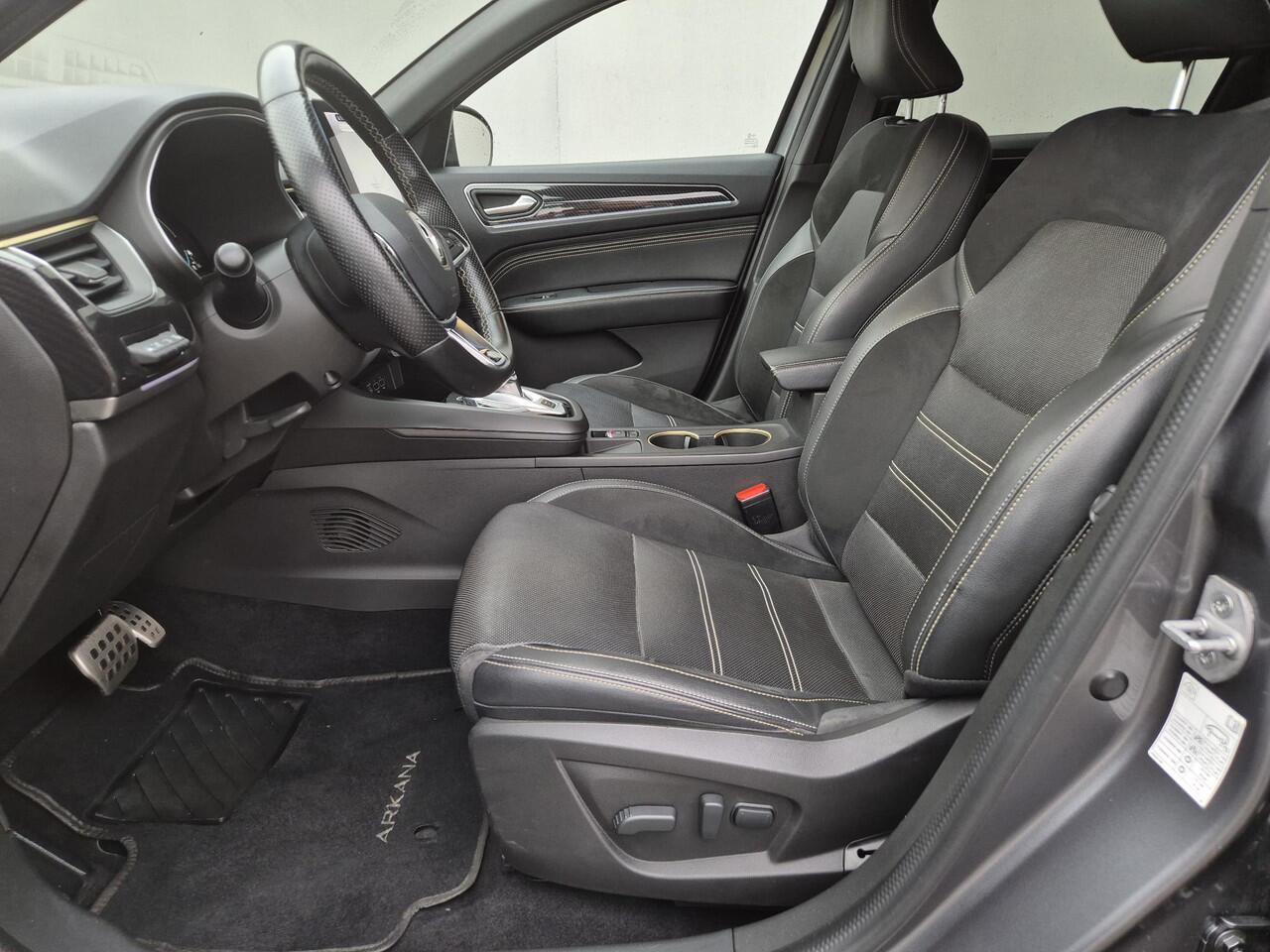 Renault Arkana 1.6 E-Tech Engineered/RS full hybrid 145 Automaat / Pack Solid / Pack Advanced Driving / Stuur-, en Stoelverwarming / Achteruitrijcamera / Keyless Entry/Start / Adaptief CC / Apple Carplay Android Auto / Elektrisch voorstoelen /