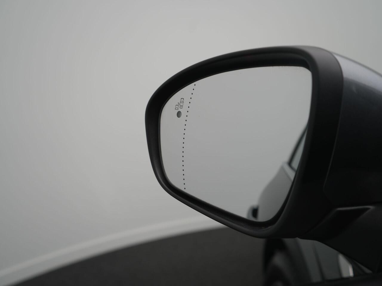 Renault Arkana 1.6 E-Tech Hybrid 145 Intens - RIJKLAARPRIJS - Achteruitrijcamera - All seasonbanden - Trekhaak