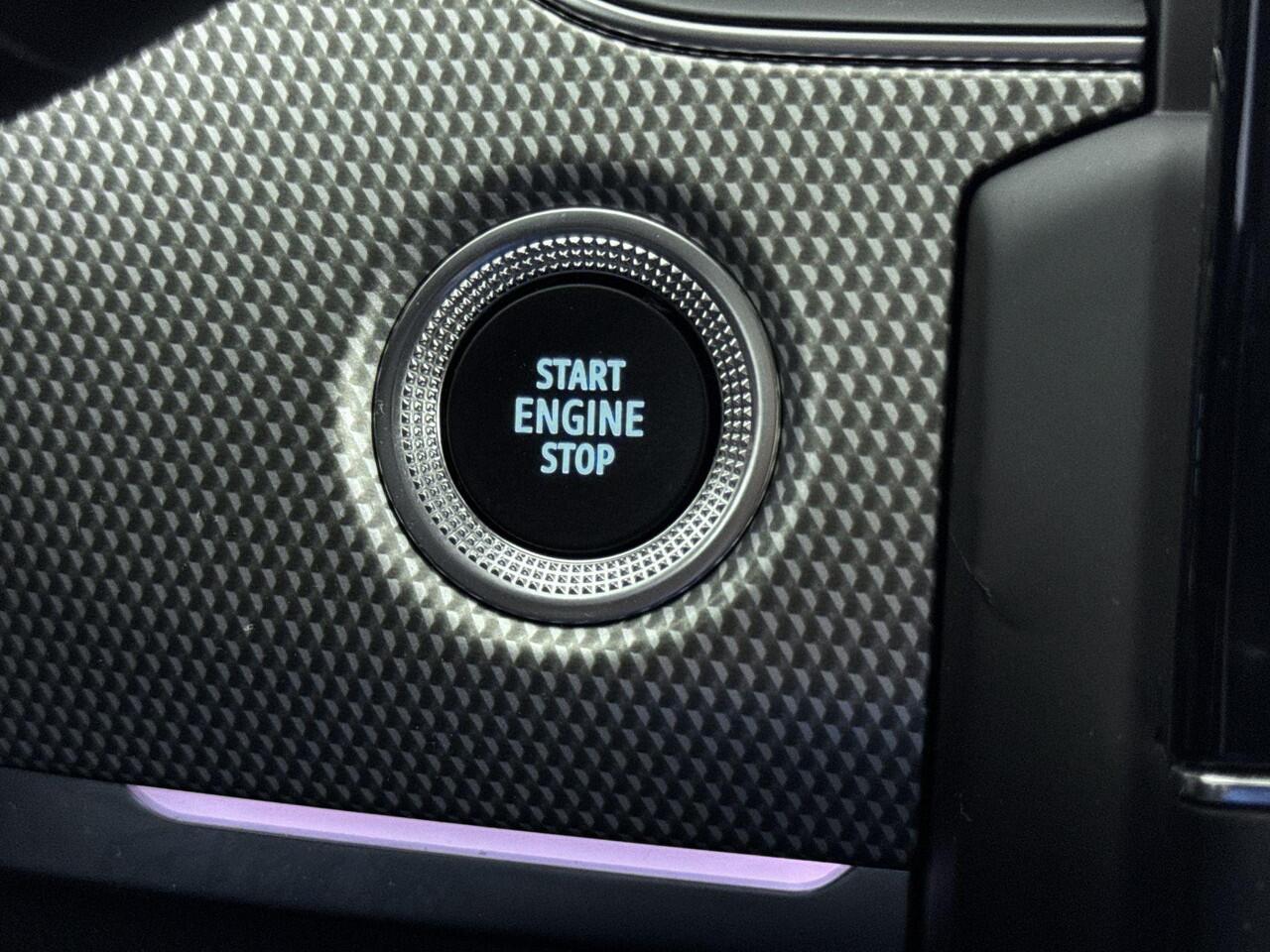 Renault Arkana 1.6 E-Tech Hybrid Intens 145PK | Sidesteps | Trekhaak | Achteruitrijcamera | Navigatie | Climate Control | Lichtmetalen velgen 18" | Apple CarPlay & Android Auto