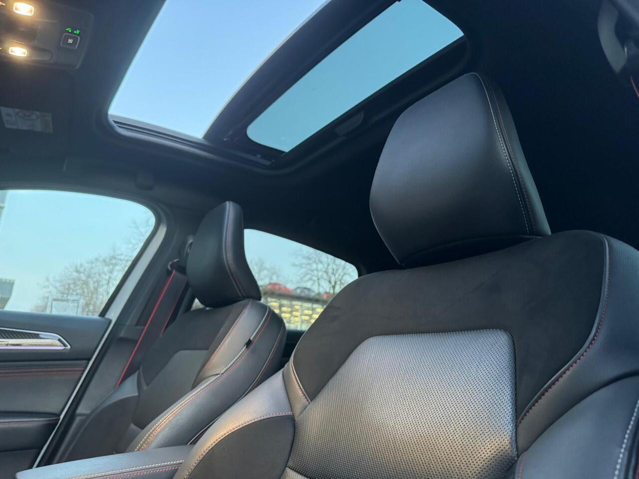 Renault Arkana 1.3 Hybrid 160 R.S. line |Pano |BOSE |Stoel/Stuurverw. |Leder |Camera |ACC