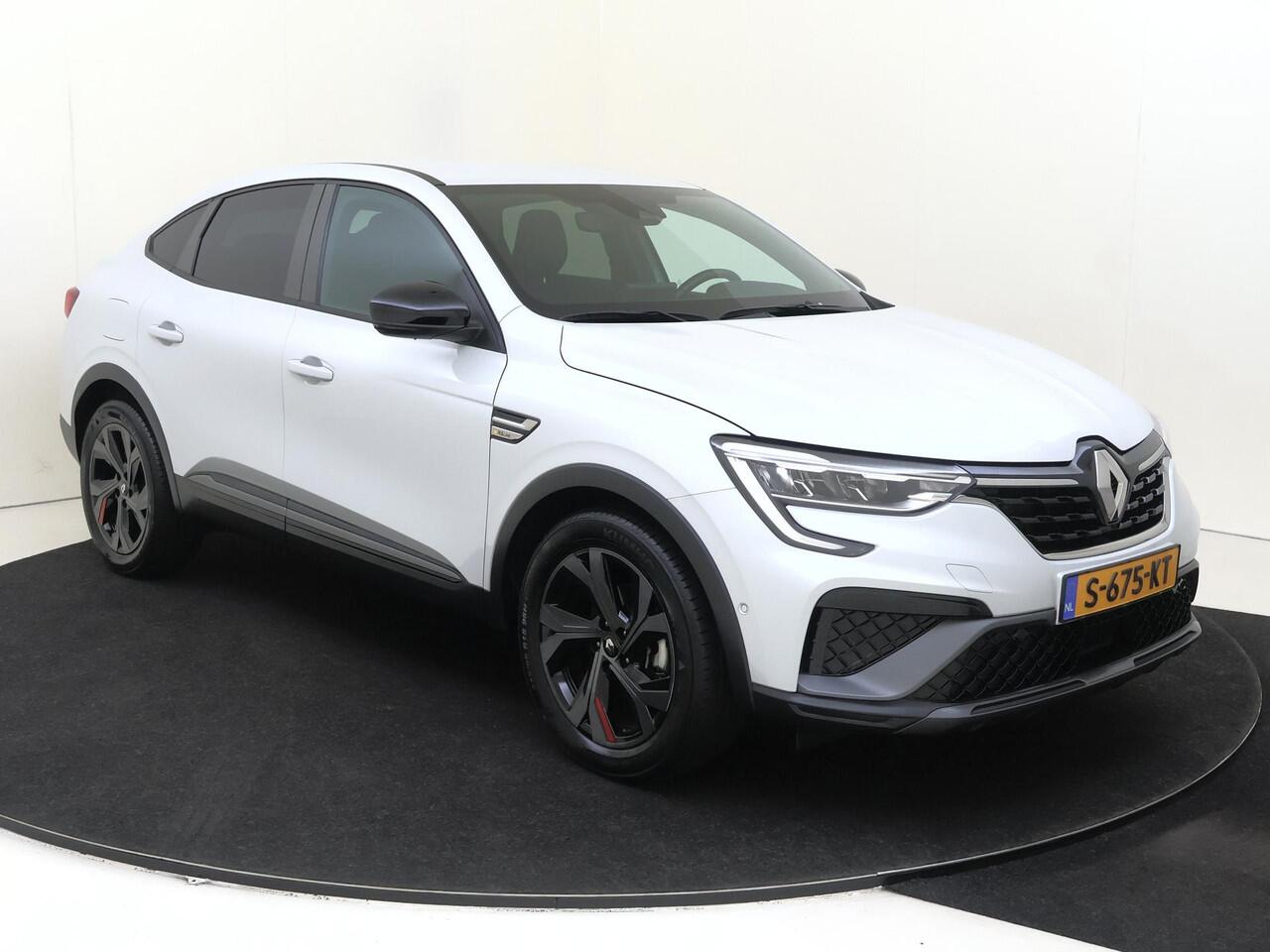 Renault Arkana 1.6 E-Tech hybrid 145 RS Line | parelmoer lak | Lederen bekleding | LM velgen