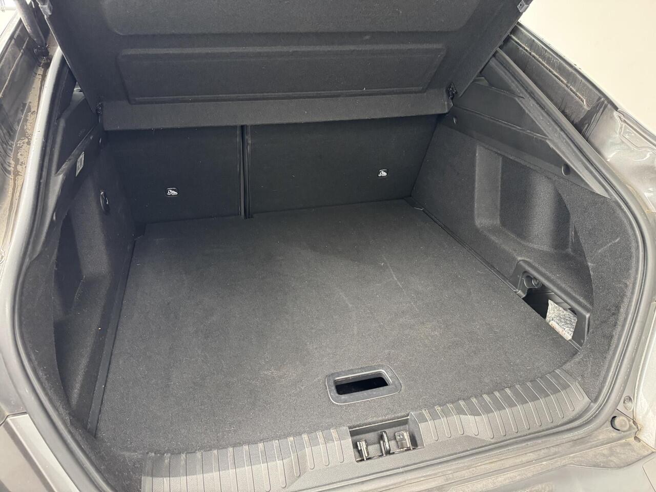 Renault Arkana 1.6 E-Tech Hybrid 145 R.S. Line | Navigatie | Cruise control adaptief | Bose | Trekhaak |