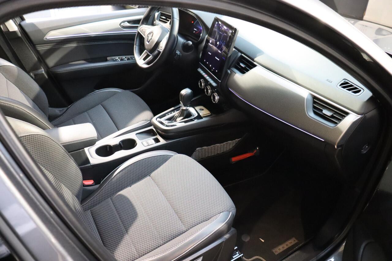 Renault Arkana 1.6 E-Tech Hybrid 145 Intens
