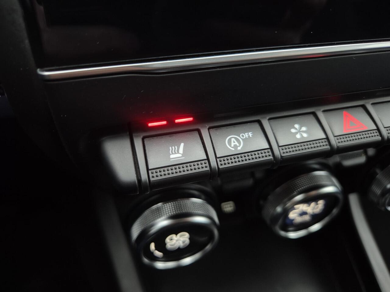 Renault Arkana 1.3 TCe 140 Intens Automaat / Trekhaak / Dealer onderhouden / Adaptief CC / Stuur-en Stoelverwarming / Keyless Entry/Start / Achteruitrijcamera / Climate control / Apple CArplay Android Auto /