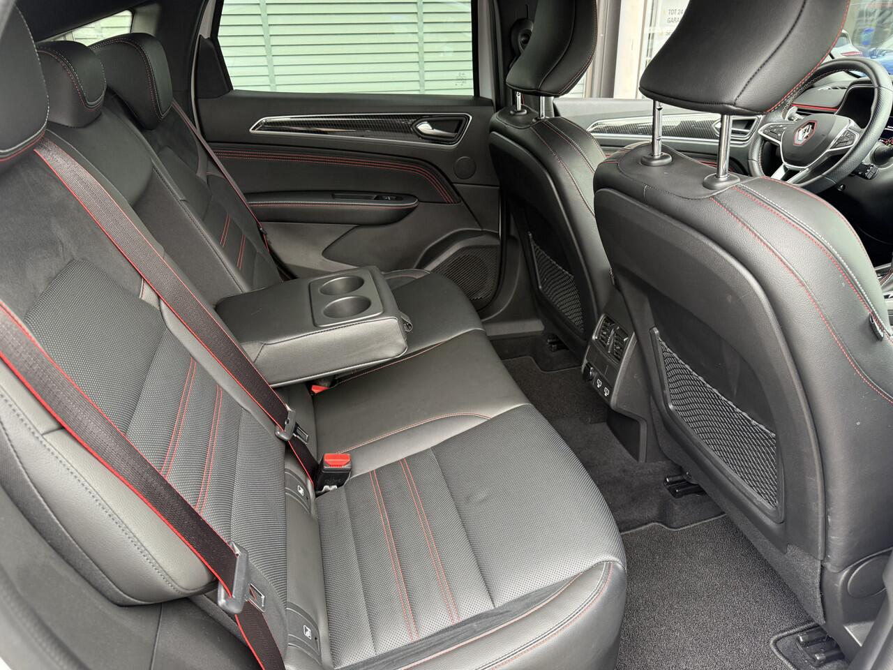 Renault Arkana R.S. Line Tce 140 EDC mild hybrid | adaptieve cruise | stoel- en stuurverwarming | tijdelijk gratis Top Afleverpakket twv Eur 695