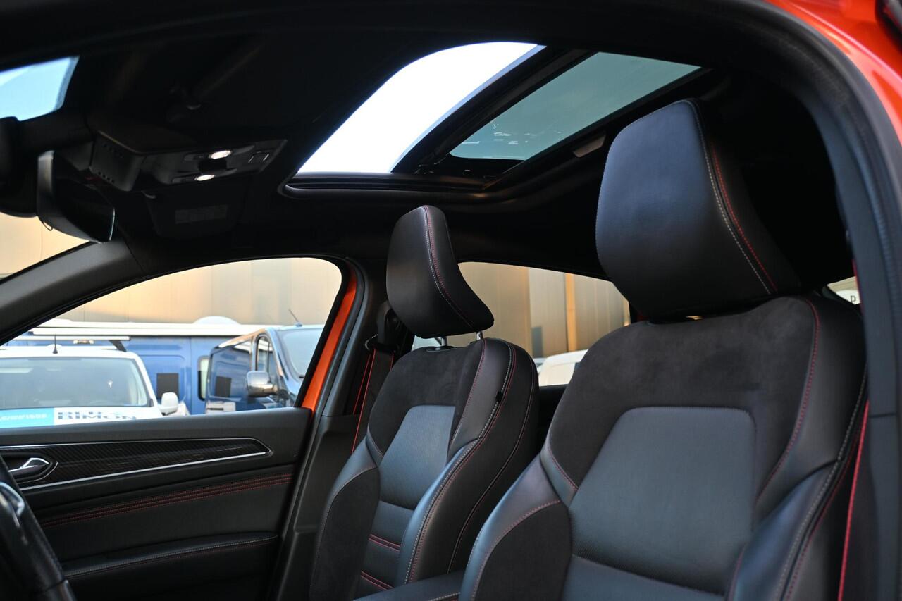 Renault Arkana E-Tech Hybrid 145 RS Line | TREKHAAK | SCHUIF/KANTELDAK | STUUR/STOELVERWARMING | CAMERA | LEDER | ADAPT. CRUISE CONTROL | CLIMATE CONTROL | PDC | LMV