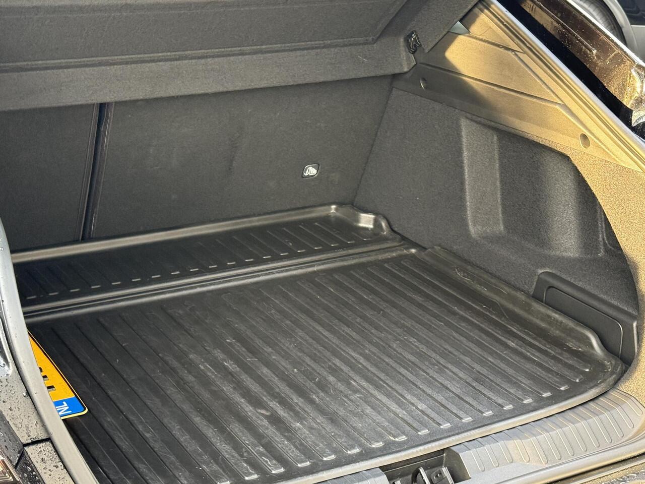 Renault Arkana 1.6 E-Tech Hybrid Esprit Alpine | Panoramadak | Adaptive Cruise Control | Stoelverwarming | Elek. Stoelen! (NIEUW MODEL)