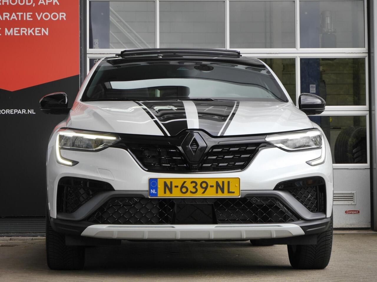 Renault Arkana 1.6 E-Tech Hybrid 145 R.S. Line | Camera rondom | Stoelverwarming | Panoramadak | LED verlichting| 18 inch lichtmetalen velgen | Climate control | Dodehoek detectie