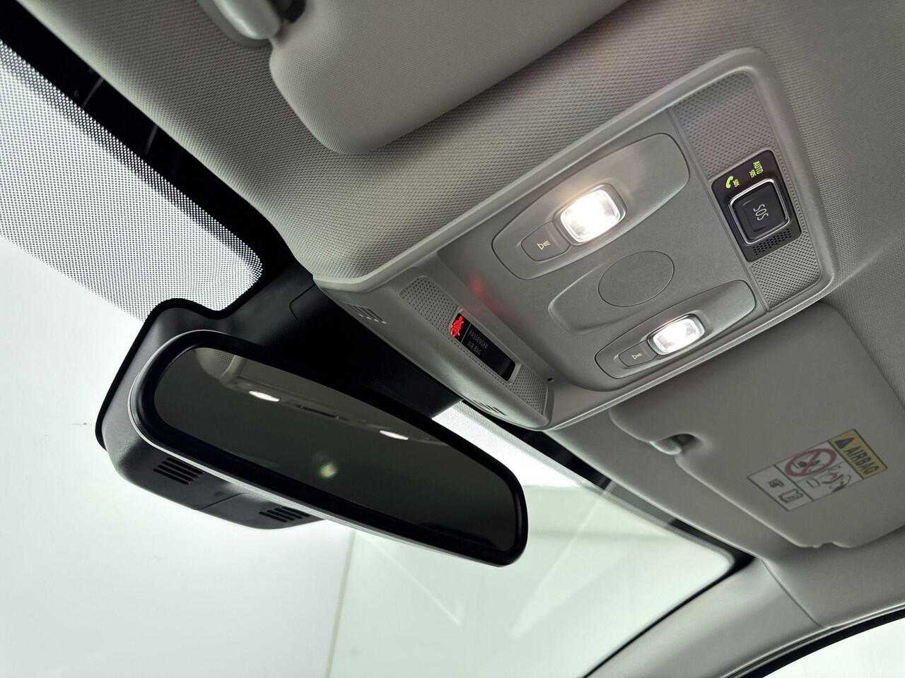 Renault Arkana 1.6 E-Tech Hybrid 145 Pk Intens | Navigatie | Apple & Android Carplay | Parkeersensoren & Camera | Climate Control | All Season Banden | Privacy Glass |