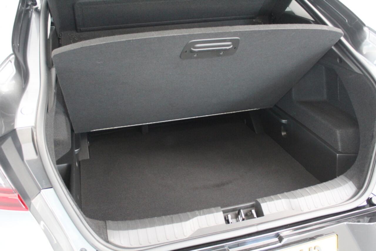 Renault Arkana 1.3 TCe 140PK, RIJKLAAR!! AUTOMAAT | 18"LM-VELGEN | TREKHAAK | CRUISE CONTROLE | CLIMATE CONTROLE