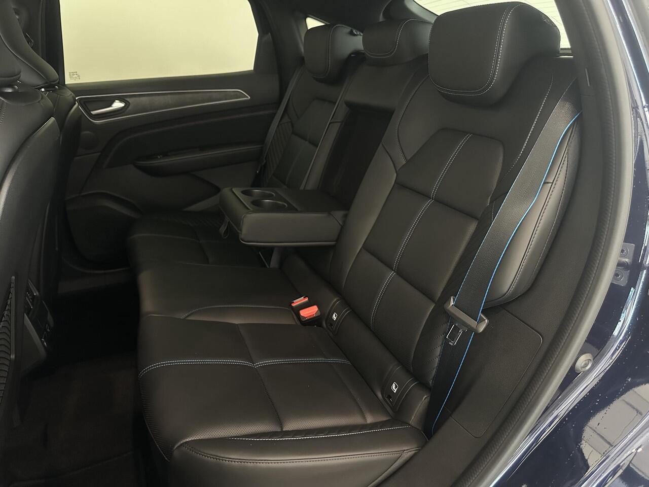 Renault Arkana 1.6 E-Tech Full Hybrid 145 Esprit Alpine | 360° camera | Panoramadak | Apple Carplay/Android Auto