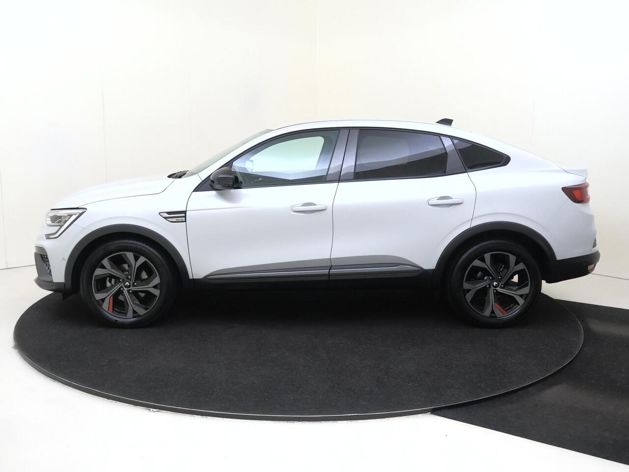 Renault Arkana 1.6 E-Tech hybrid 145 RS Line | parelmoer lak | Lederen bekleding | LM velgen