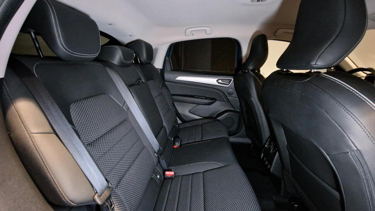 Renault Arkana 1.6 E-Tech Hybrid 145 Intens | Camera | Navigatie