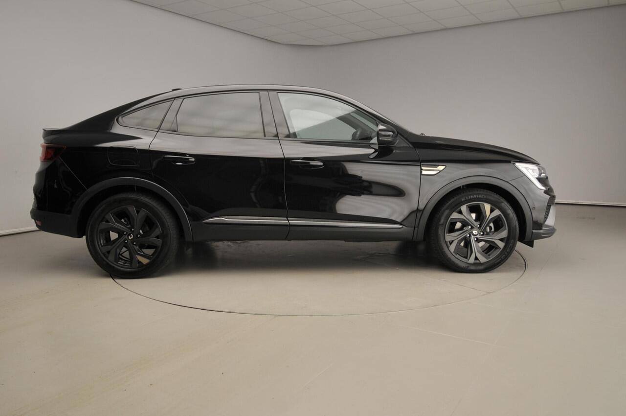 Renault Arkana 1.6 E-Tech hybrid 145 E-Tech engineered | Leder | Sportstoelen | Carbon interieurlijst | Camera