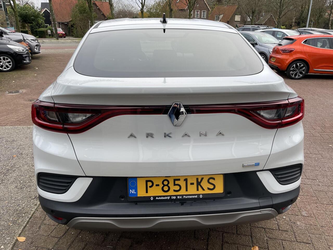 Renault Arkana 1.6 E-Tech Hybrid 145 Intens